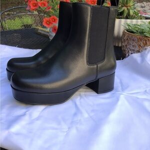 Jeffrey Campbell Lillian Platform Chelsea Boot Black Leather Sz 6
